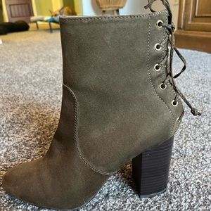 Forever 21 Olive Green/Brown Suede Boots
